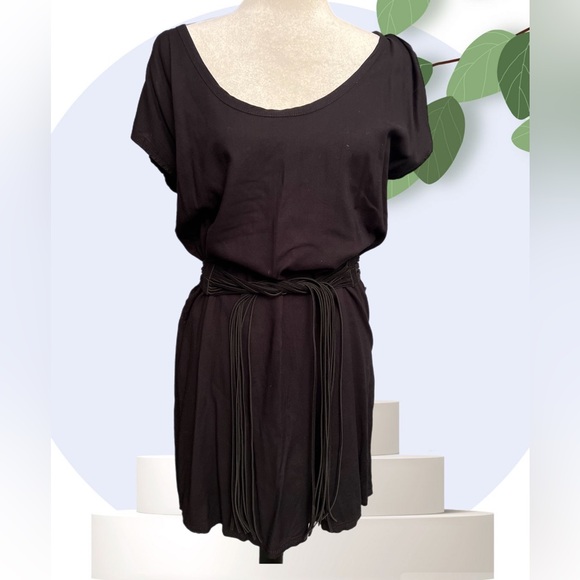 Open Shoulder Dress - Picture 4 of 5